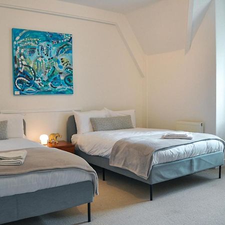 Spacious 3Br Victorian Cheltenham Loft Flat In Cotswolds - Free Parking Lägenhet Exteriör bild