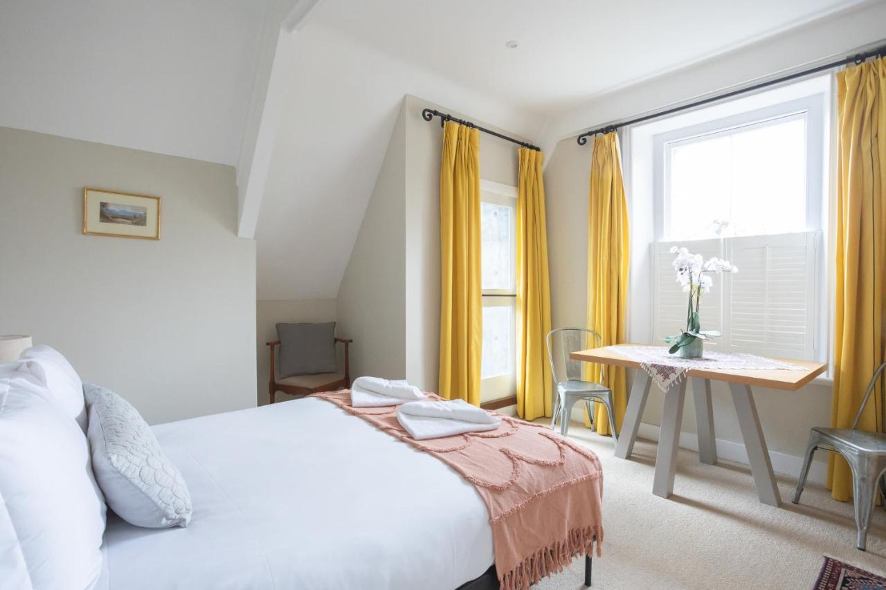 Spacious 3Br Victorian Cheltenham Loft Flat In Cotswolds - Free Parking Lägenhet Exteriör bild