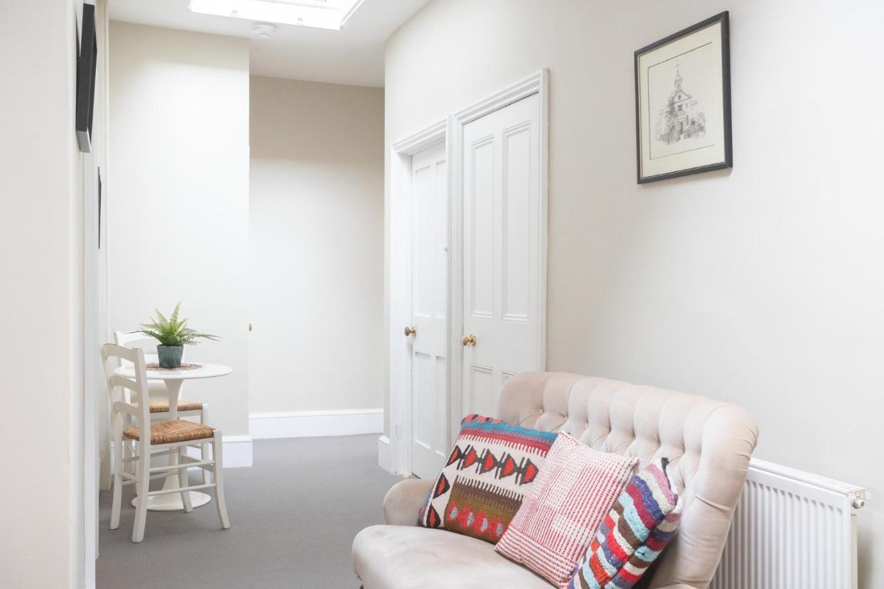 Spacious 3Br Victorian Cheltenham Loft Flat In Cotswolds - Free Parking Lägenhet Exteriör bild